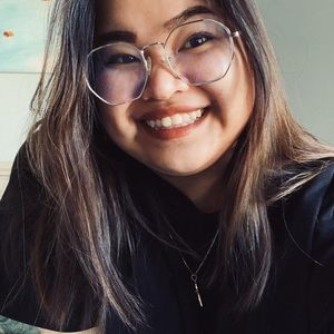 Meet your Posher, Daisy trang